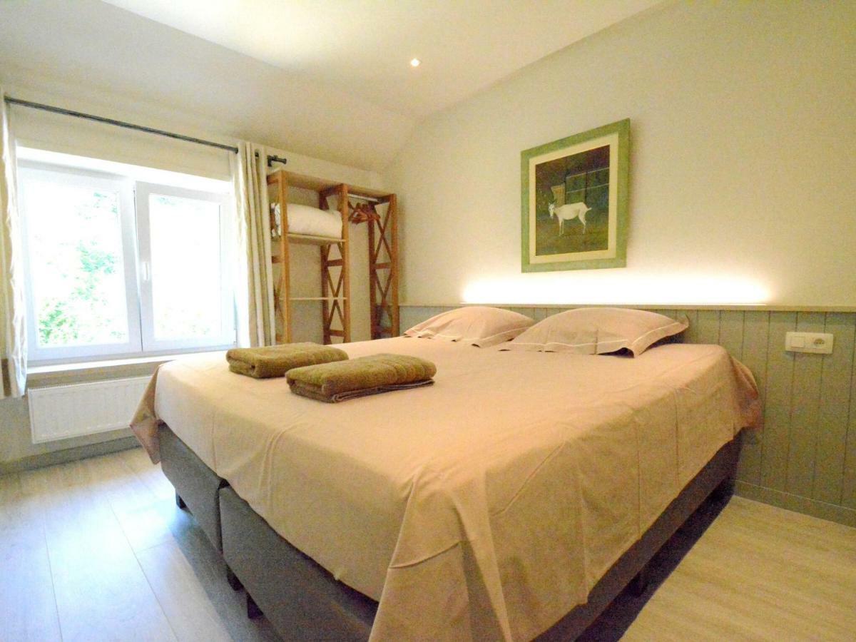 הוילה בוילון Large Townhouse With Pool Table מראה חיצוני תמונה