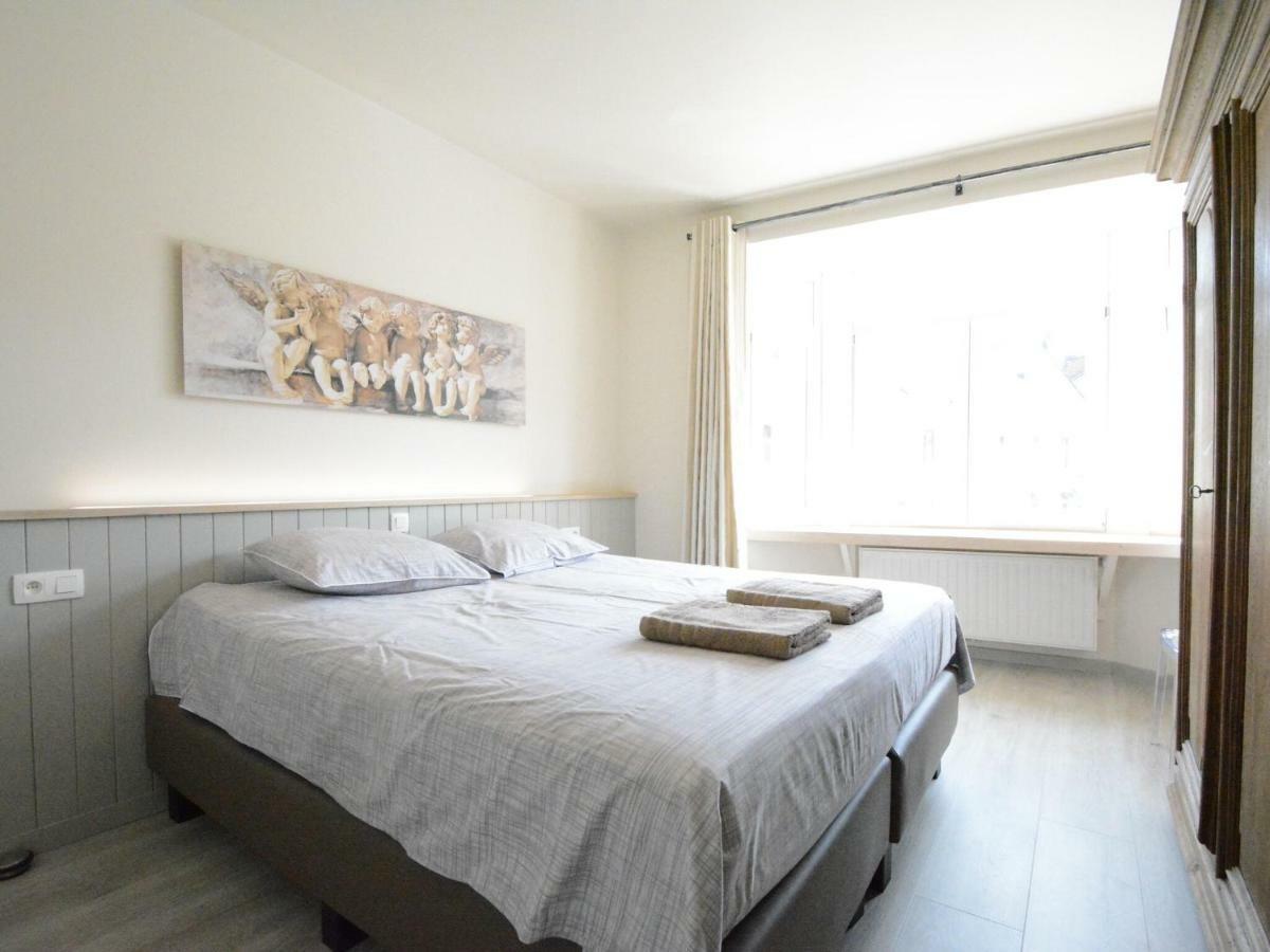 הוילה בוילון Large Townhouse With Pool Table מראה חיצוני תמונה